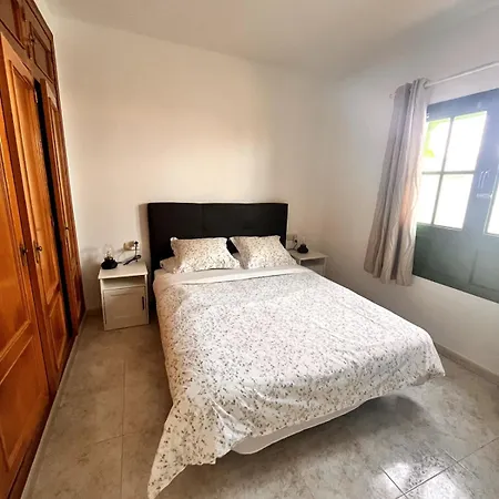 Casa Iris Ground Floor 2br Pool Walk To & Town קוסטה טגוויסה