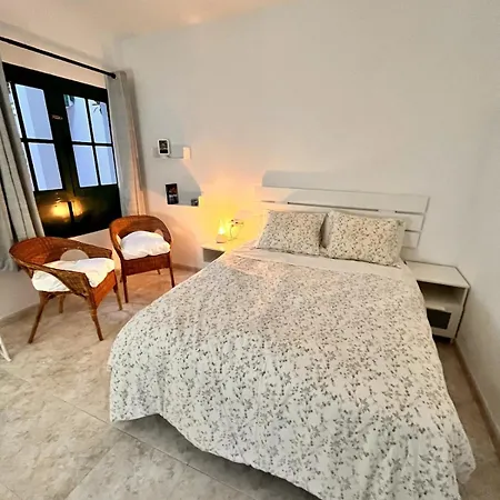 דירה Casa Iris Ground Floor 2br Pool Walk To & Town קוסטה טגוויסה